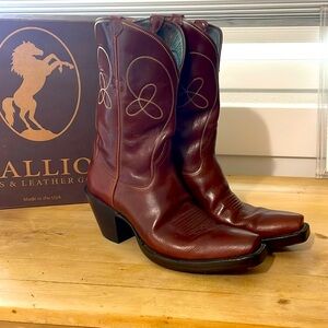 Stallion boots